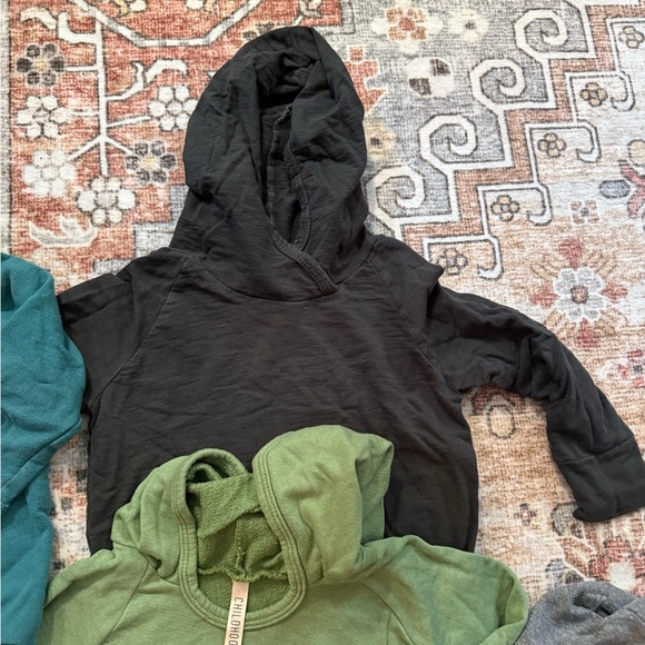4T Childhoods Hoodie Bundle of 5 Hoodies - Picture 3 of 6